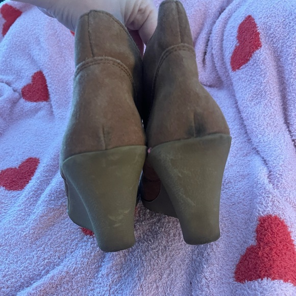 White Mountain Suede Wedges - Picture 3 of 5